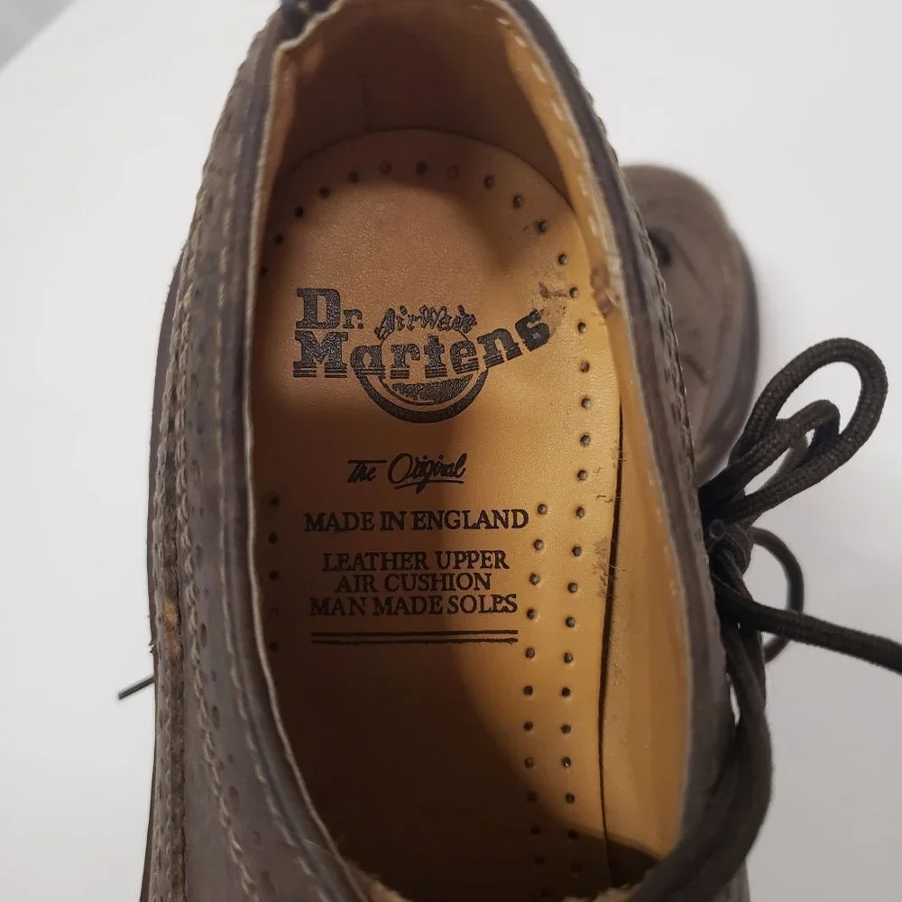 Doc Martens Junior 3989 YELLOW STITCH SMOOTH LEATHER‎ BROGUE SHOES - Size 4